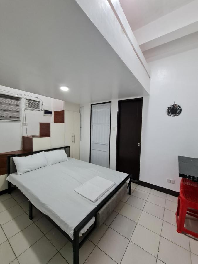 Dasma Lofts Hotel Near Dela Salle Dasma ダスマリニャス エクステリア 写真